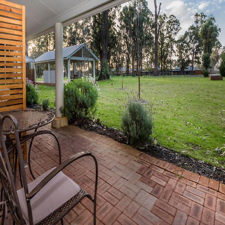 Inn The Tuarts Guest Lodge Busselton Accommodation - Adults Only Buitenkant foto